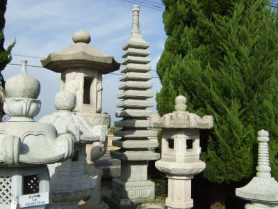 みかげ十三重層搭　13.0尺