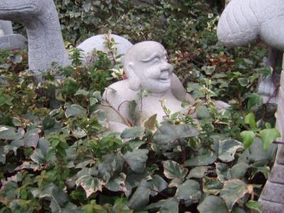 みかげ彫刻物  布袋座像　２.５尺