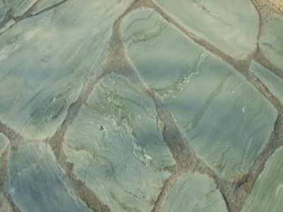 伊予青石　乱形　厚み30mm内外