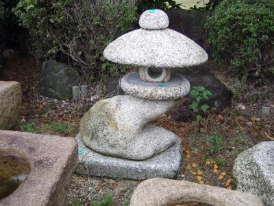 伊勢山灯篭　３．０尺