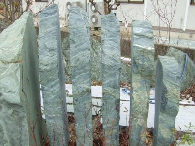 伊予青石　列柱石　サンド