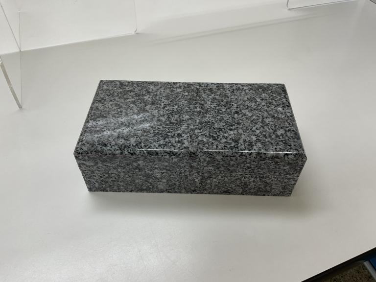 ﾌﾀ付線香立て